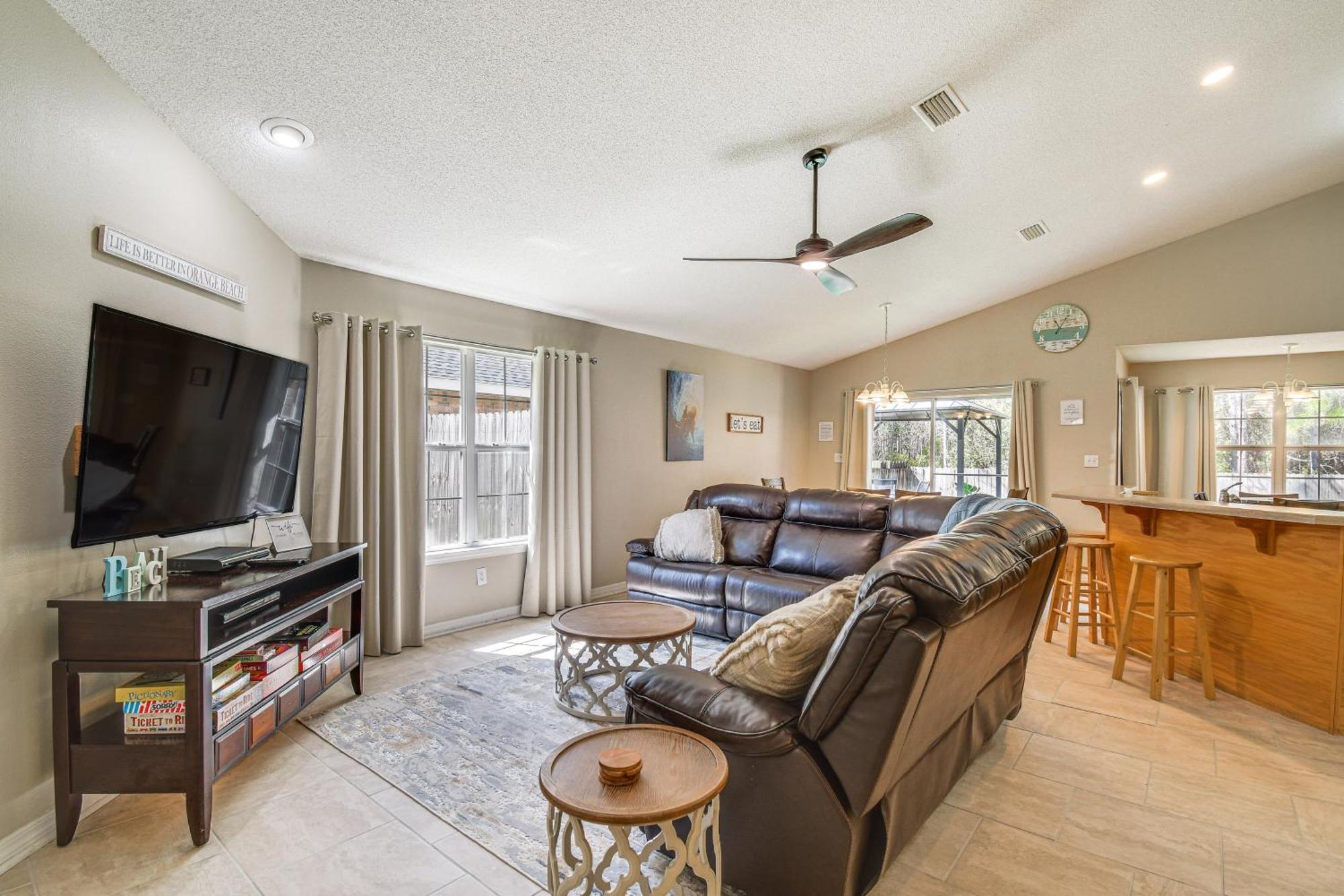 Orange Beach Home With Hot Tub Less Than 2 Mi To The Wharf Exterior photo