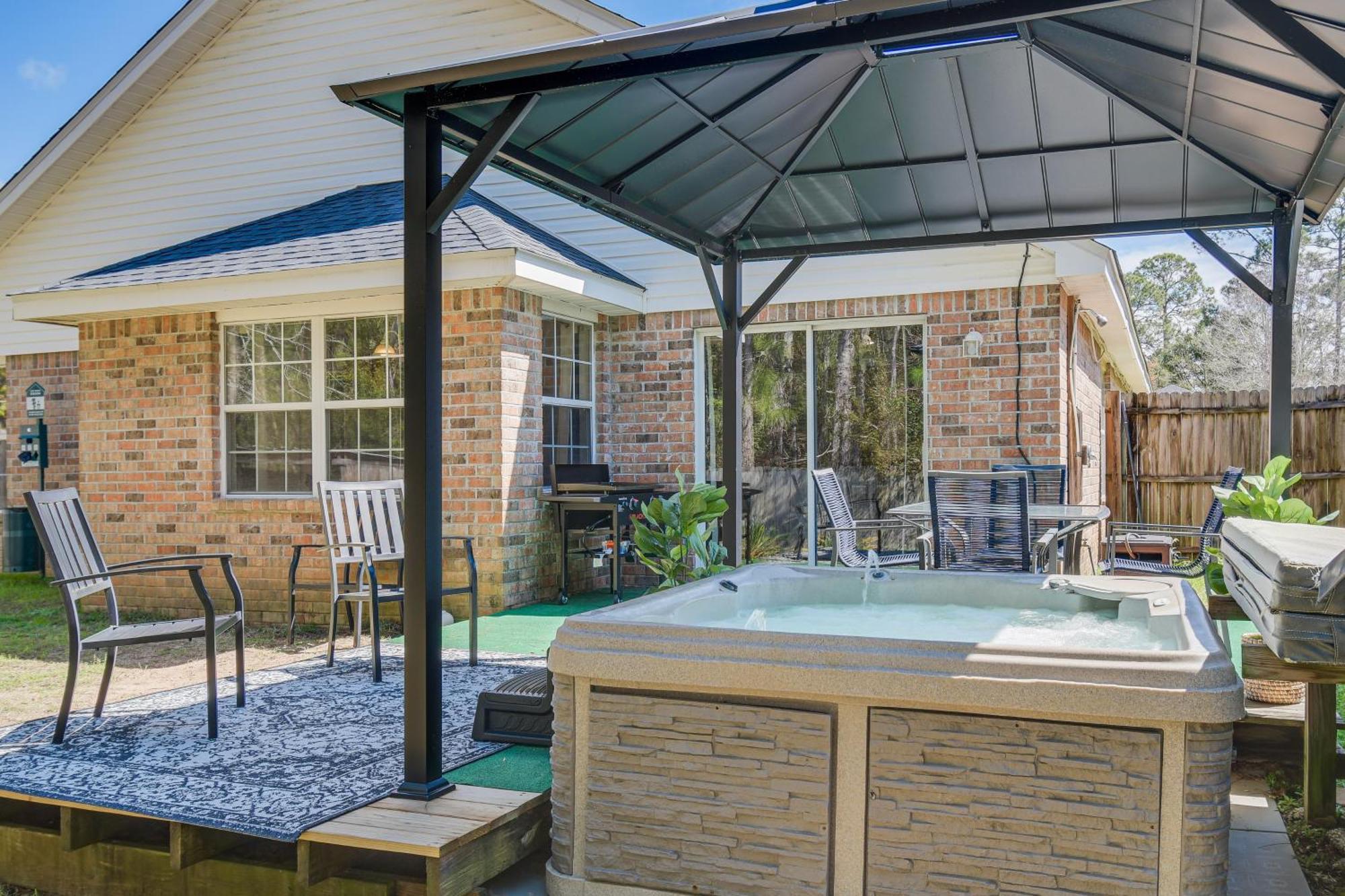Orange Beach Home With Hot Tub Less Than 2 Mi To The Wharf Exterior photo